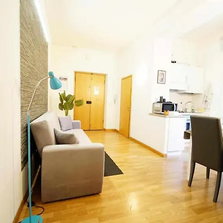 Destiny Home 4 - Borgo Venezia Apartment *